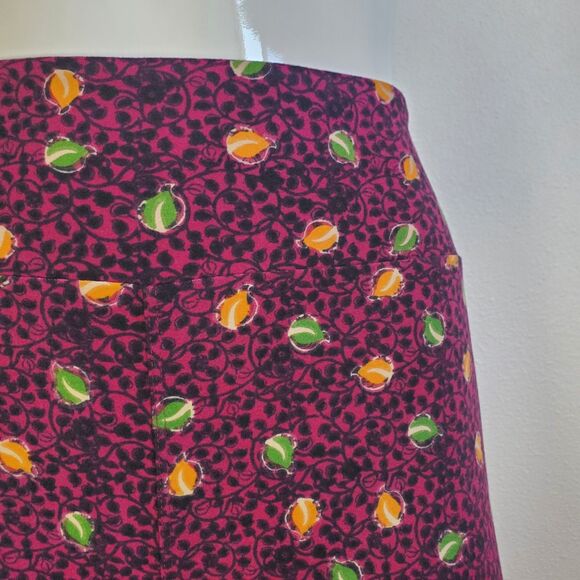 NEW LuLaRoe Purple Floral Leggings - Picture 5 of 8